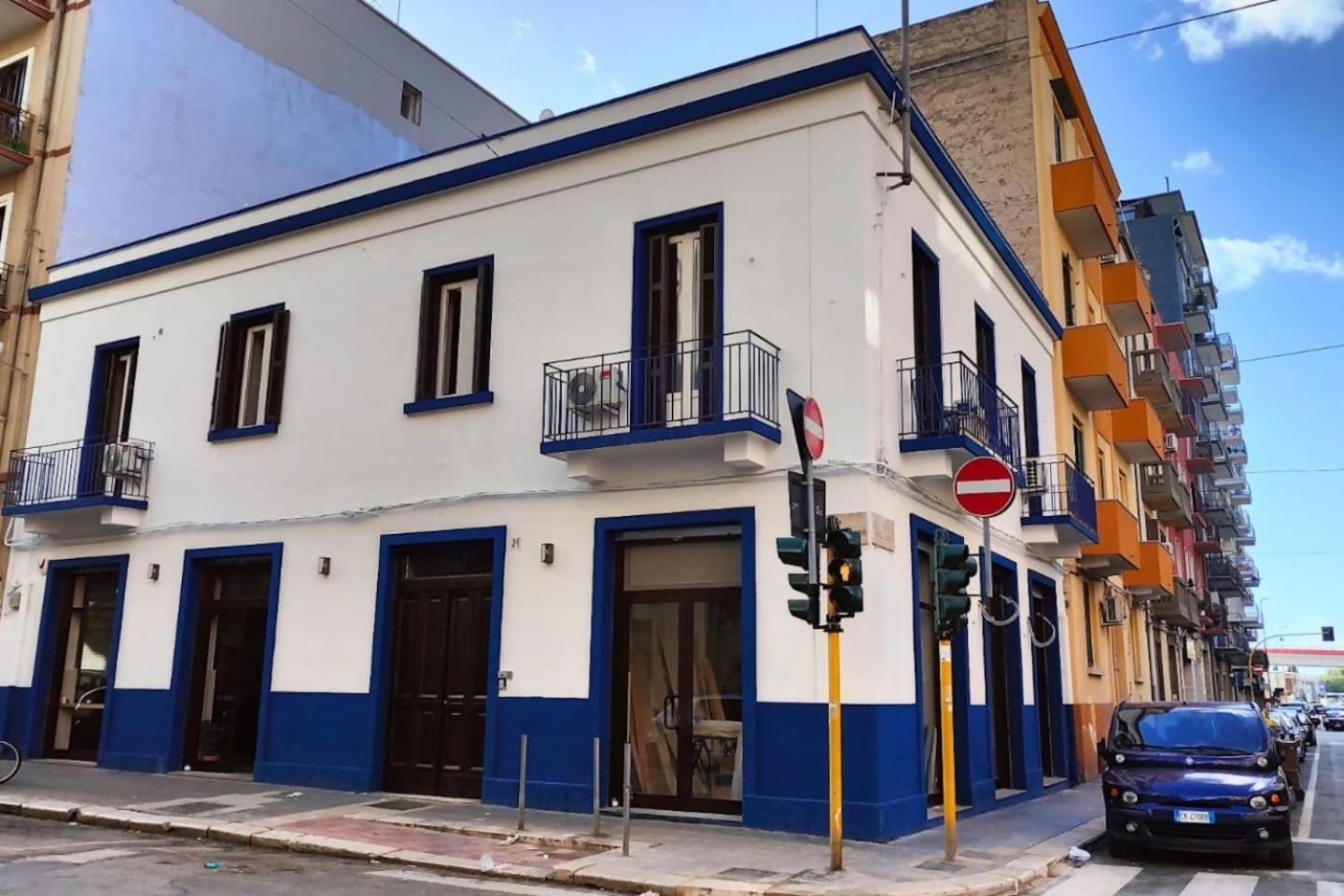 בארי Lostabile Guesthouse & Coworking מראה חיצוני תמונה