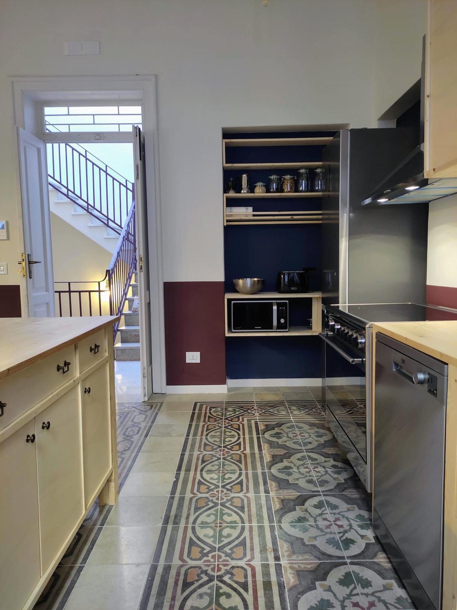 בארי Lostabile Guesthouse & Coworking מראה חיצוני תמונה