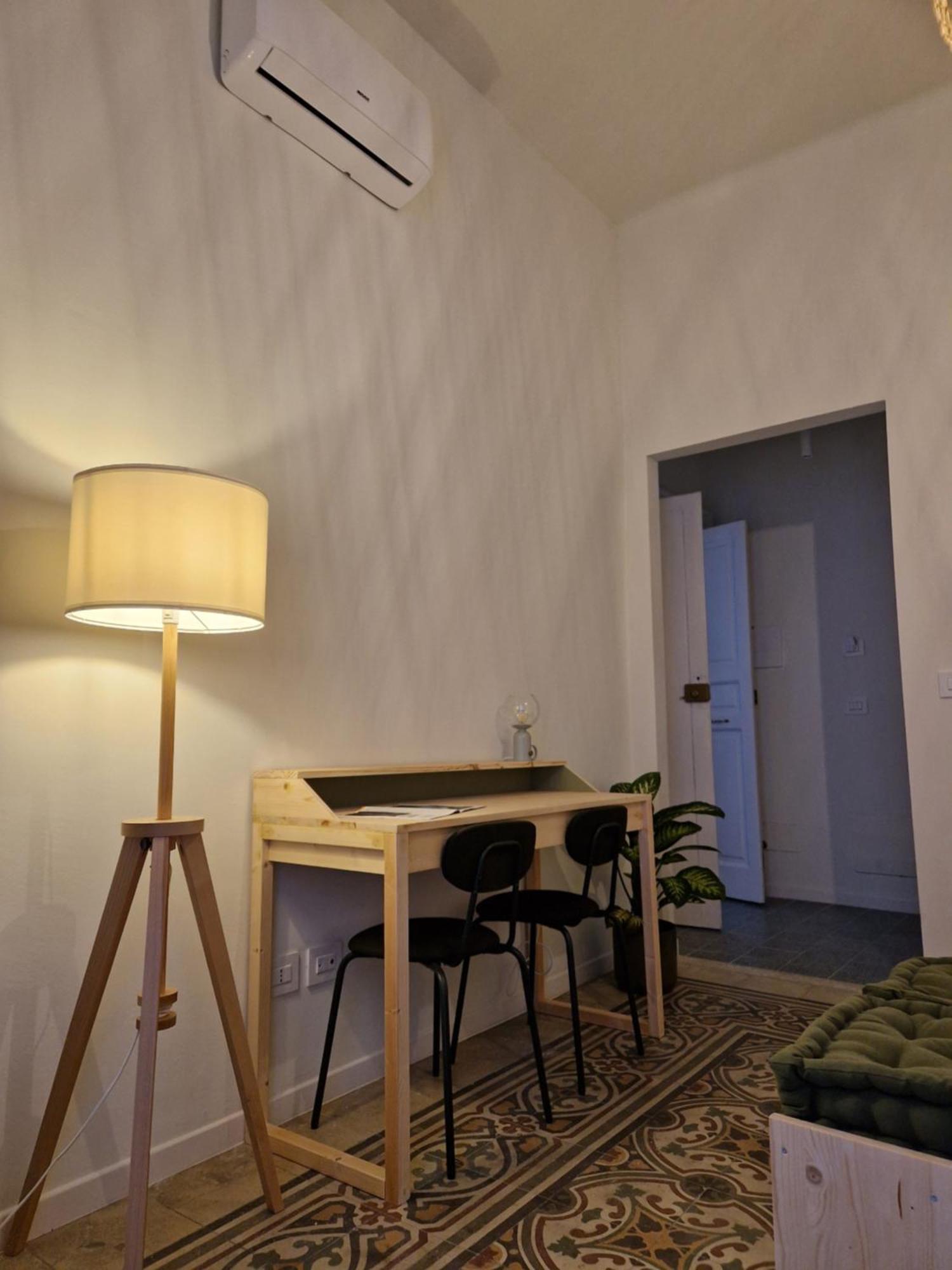 בארי Lostabile Guesthouse & Coworking מראה חיצוני תמונה